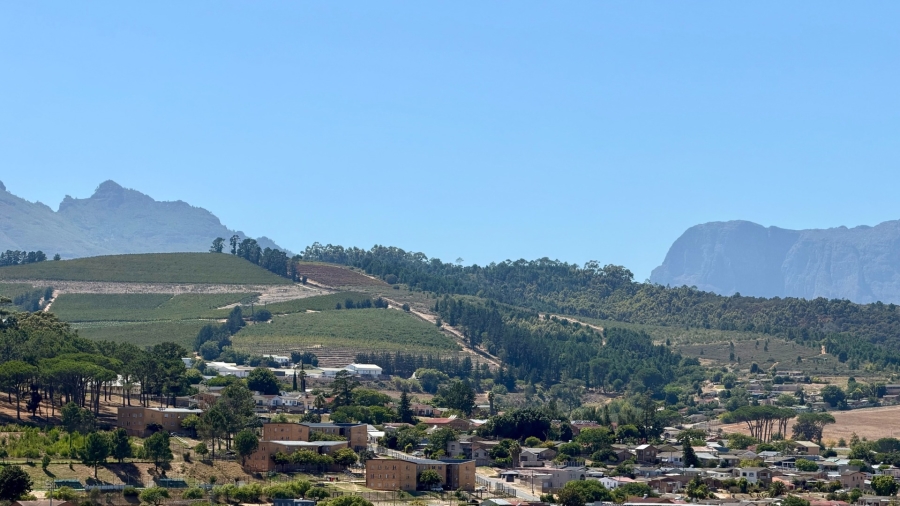 2 Bedroom Property for Sale in Newinbosch Western Cape